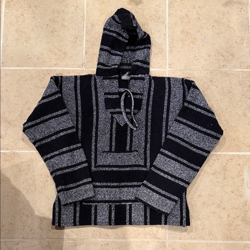 Men's Black and Gray Striped Sweater/jacket